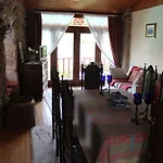 Outros Tempos Turismo De Aldeia בית הארחה