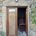 Outros Tempos Turismo De Aldeia Gæstehus