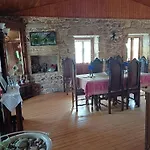 Outros Tempos Turismo De Aldeia בית הארחה