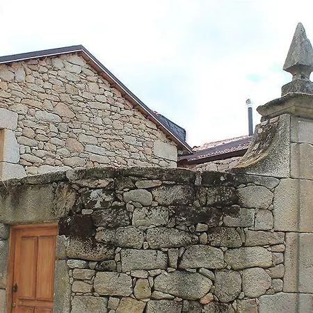 Outros Tempos Turismo De Aldeia Maison d'hôtes Aricera