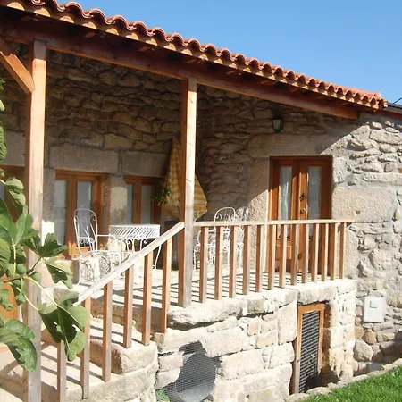 בית הארחה Outros Tempos Turismo De Aldeia