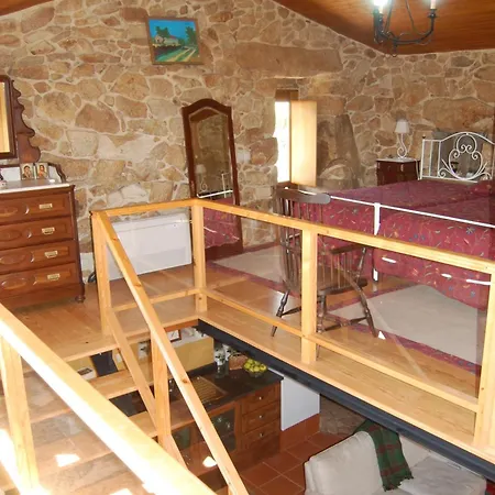 Maison d'hôtes Outros Tempos Turismo De Aldeia Aricera