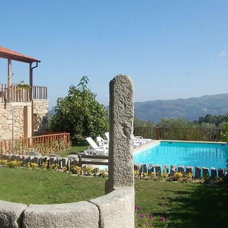 Gasthuis Outros Tempos Turismo De Aldeia 4*