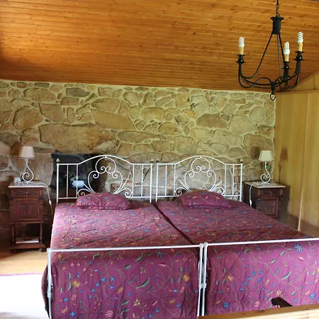 Outros Tempos Turismo De Aldeia 4*