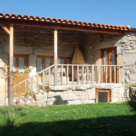 בית הארחה Outros Tempos Turismo De Aldeia