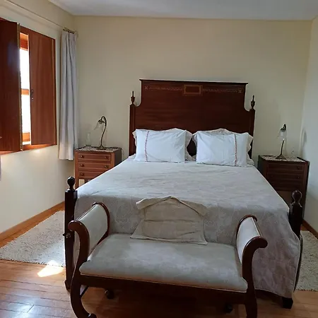 Outros Tempos Turismo De Aldeia Pensionat 4*