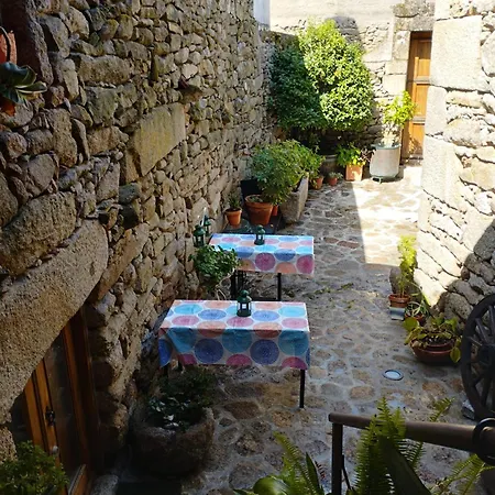 Pensionat Outros Tempos Turismo De Aldeia Aricera