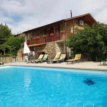 בית הארחה Outros Tempos Turismo De Aldeia