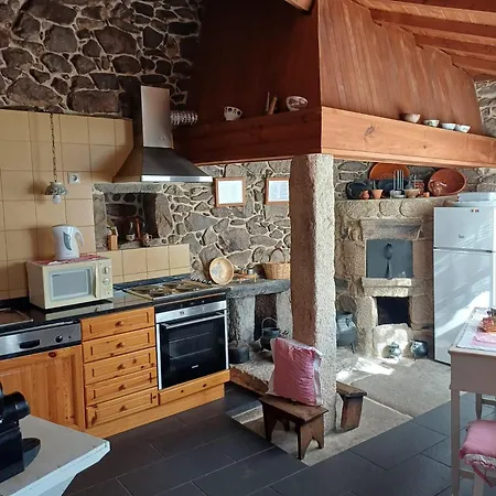 Outros Tempos Turismo De Aldeia