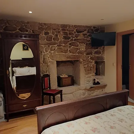 בית הארחה Outros Tempos Turismo De Aldeia 4*