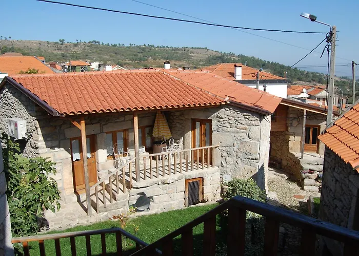 ゲストハウス Outros Tempos Turismo De Aldeia Aricera