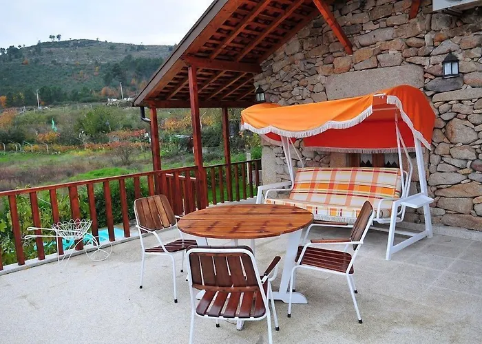 Outros Tempos Turismo De Aldeia Гостевой дом