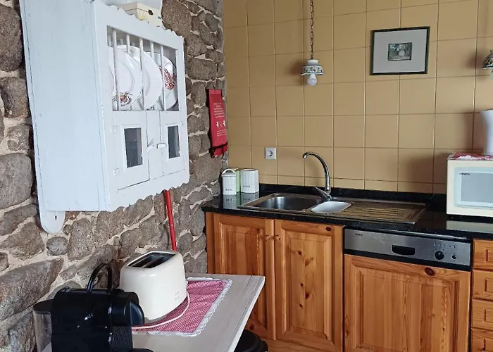 בית הארחה Outros Tempos Turismo De Aldeia