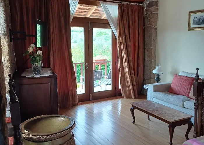 Outros Tempos Turismo De Aldeia