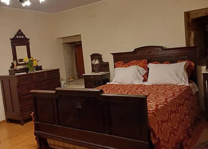 בית הארחה Outros Tempos Turismo De Aldeia 4*