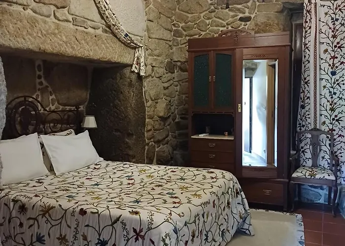 Pensionat Outros Tempos Turismo De Aldeia