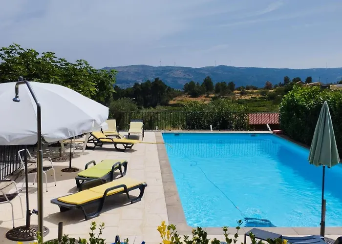 Outros Tempos Turismo De Aldeia ゲストハウス Aricera